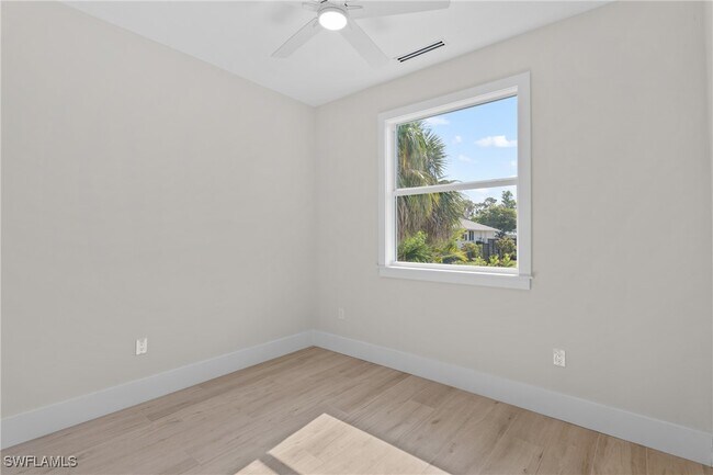 Building Photo - 27061 Serrano Way