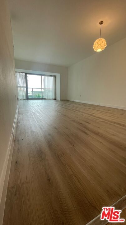 Building Photo - 13700 Marina Pointe Dr