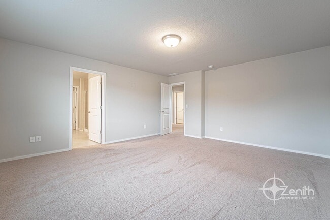 Building Photo - 2608 S White Salmon Dr