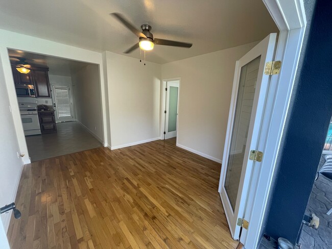 Living room 2 - 4228 Ince Blvd