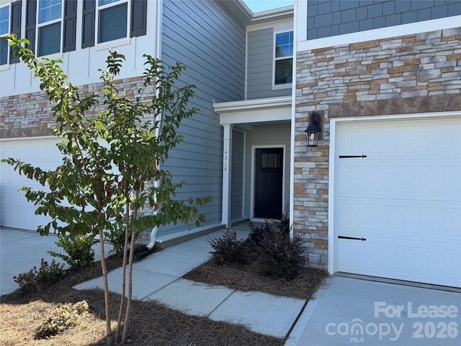 Building Photo - 4214 Steel Wy