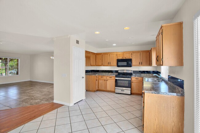 Building Photo - 23207 Cannery Rd