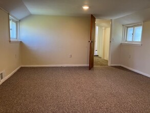 Building Photo - 7279 Heath Markham Rd