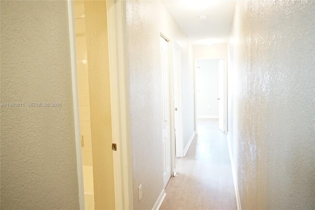 Building Photo - 331 NW 82nd Ave