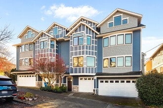 Building Photo - 1621 E Fir St