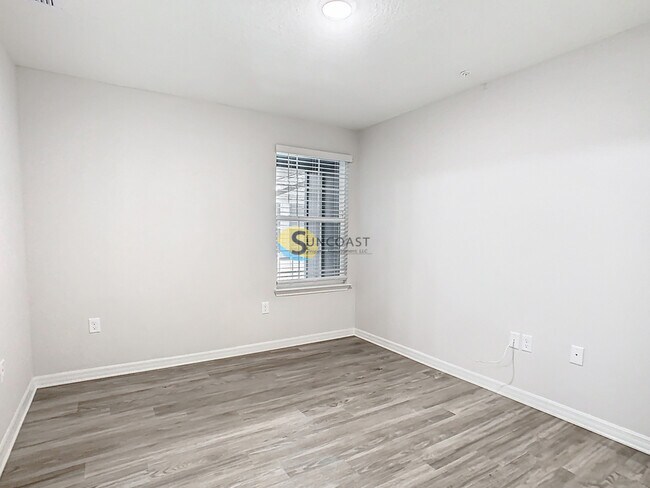 Building Photo - 3821 SW 43rd Ct