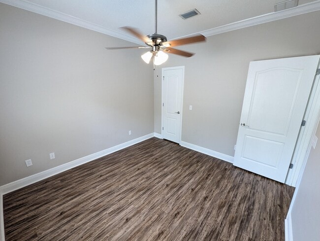 Building Photo - 2160 Hadleigh Hills Ct