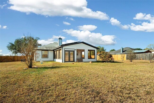 Building Photo - 167 Hay Meadow Rd