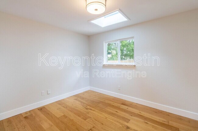 Building Photo - 7707 Copano Dr