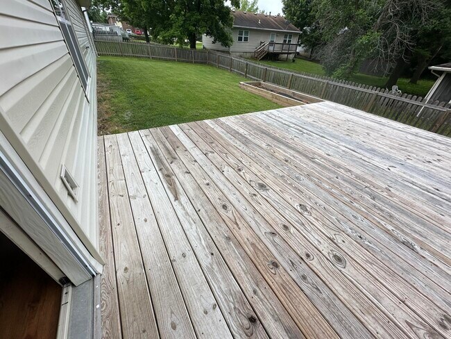 Building Photo - 3705 Sierra Madre