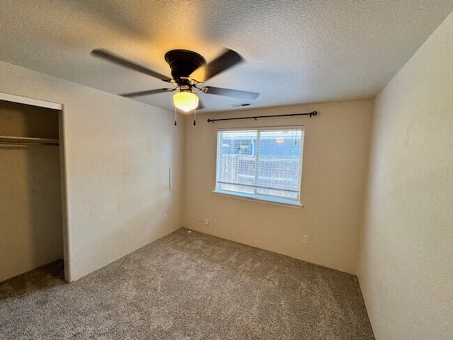 Building Photo - 2346 Stonefield Way
