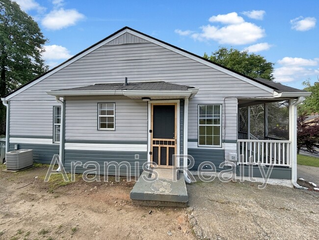 Building Photo - 418 Allgood Rd NE