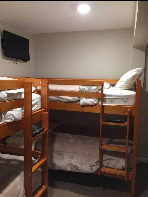 Building Photo - 1983 Alpha Cir