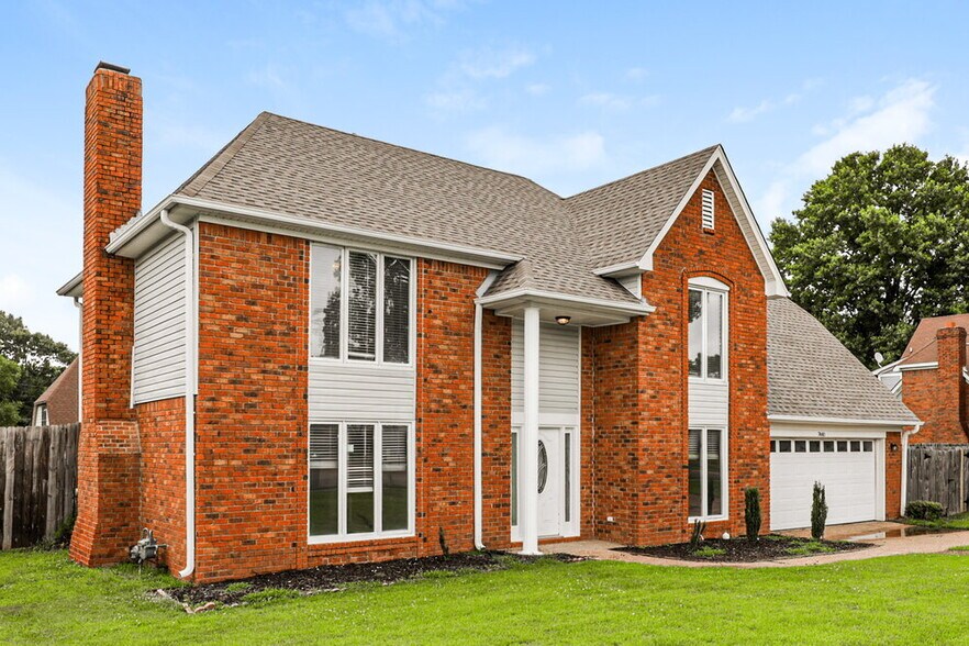 Building Photo - 7440 Richmond Rd