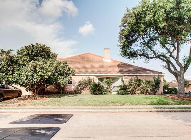 Building Photo - 14226 Woodnook Dr
