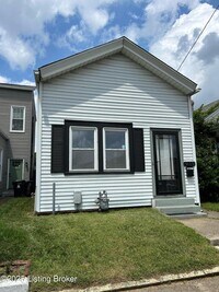Building Photo - 919 E Oak St