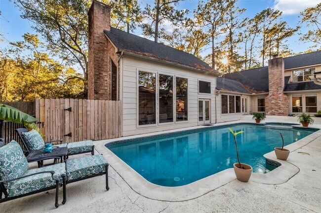 Building Photo - 24102 Northcrest Dr