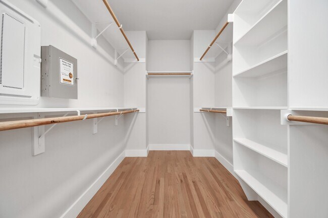 Building Photo - 4709 Oats St