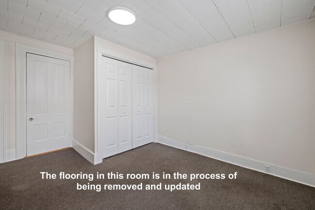 Building Photo - 36 Centre St