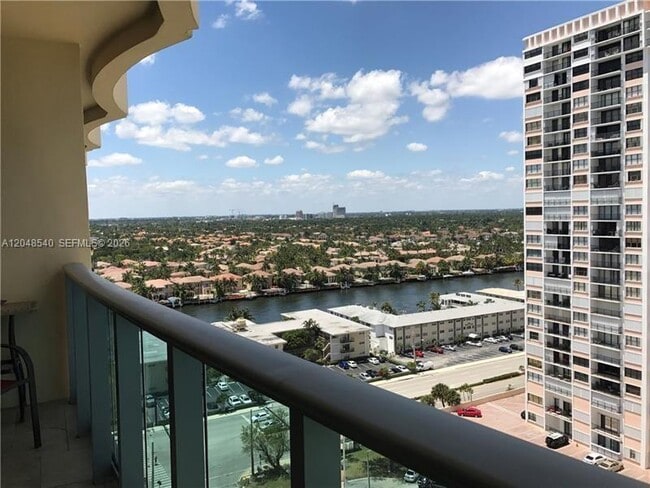 Building Photo - 2501 S Ocean Dr