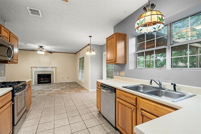 Building Photo - 16606 Mixtli Cove