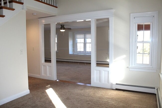 Building Photo - 700 Wrentham Rd