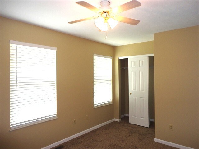 Building Photo - 4246 Muscovy Ln