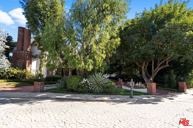 Building Photo - 4548 Ellenboro Way