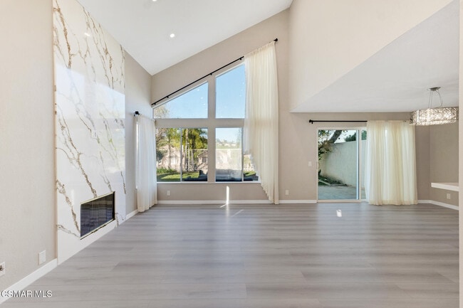 Building Photo - 24739 Vía Madera