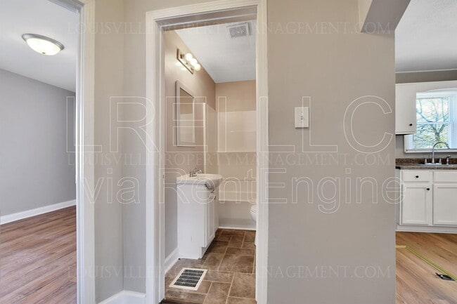 Building Photo - 3029 Hartlage Ct