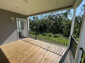 Building Photo - 3539 Vine Trl