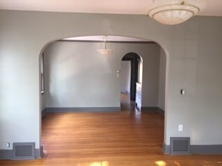 Building Photo - 1017 S McClelland St