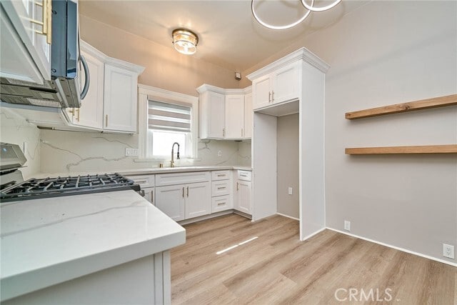 Building Photo - 844 N Van Ness Ave