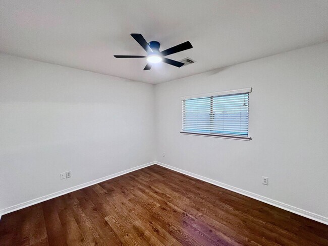 Building Photo - 4507 Quiet Loch Ct