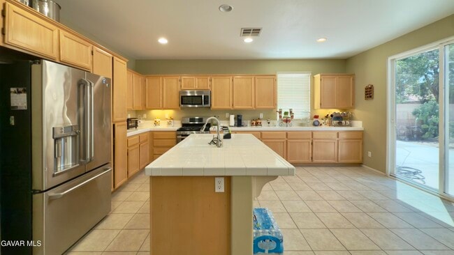 Building Photo - 2234 Avenida del Mar