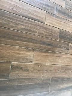 Building Photo - 5664 Vanderbilt Dr