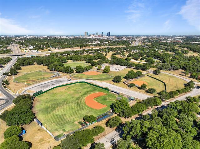 Building Photo - 2540 Avenue H