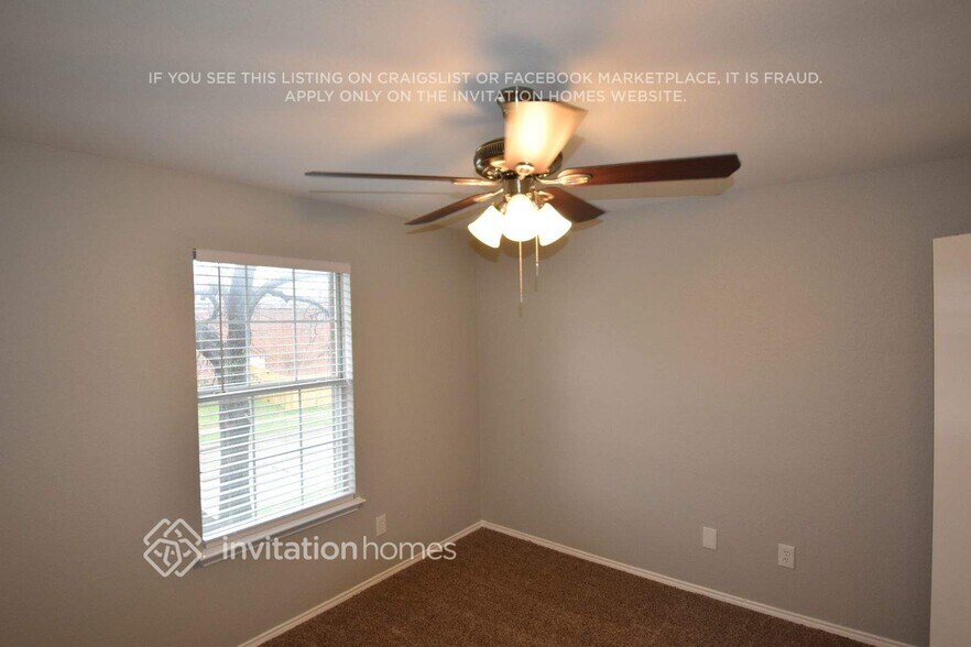 Building Photo - 1131 Trinity Trail