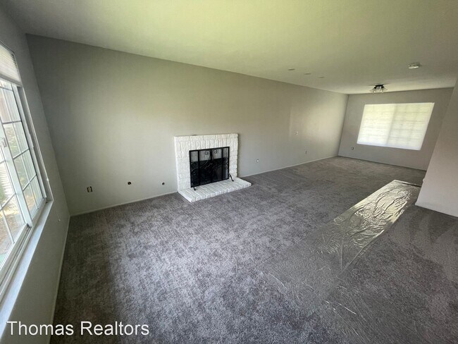 Building Photo - 4 br, 2.5 bath House - 2777 Lancha Street