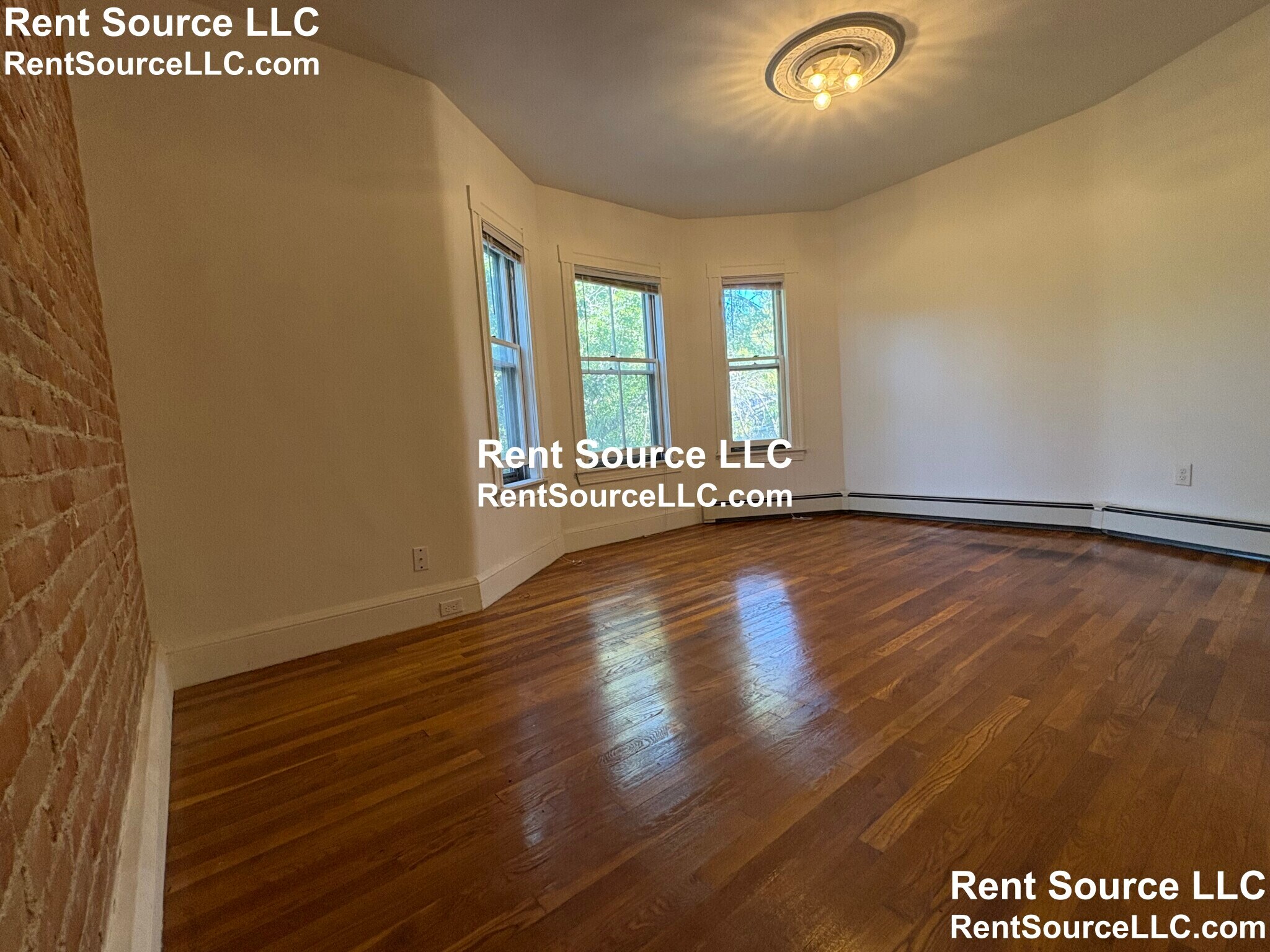 Building Photo - 248 Brookline St