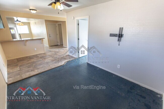 Building Photo - 1314 S 78th St