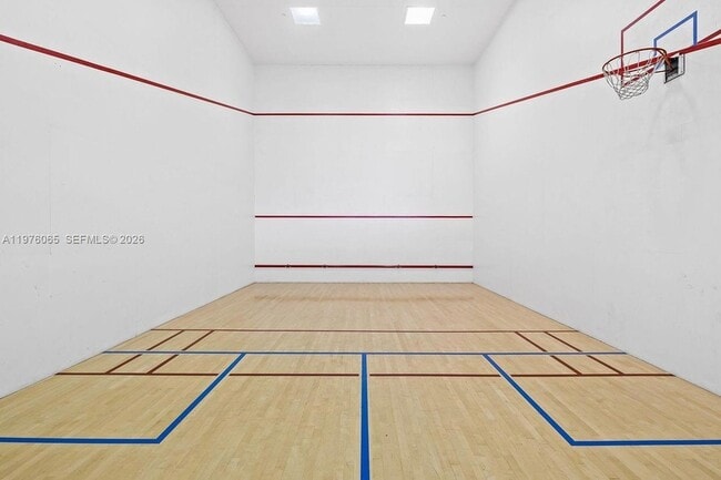 Building Photo - 2110 N Ocean Blvd