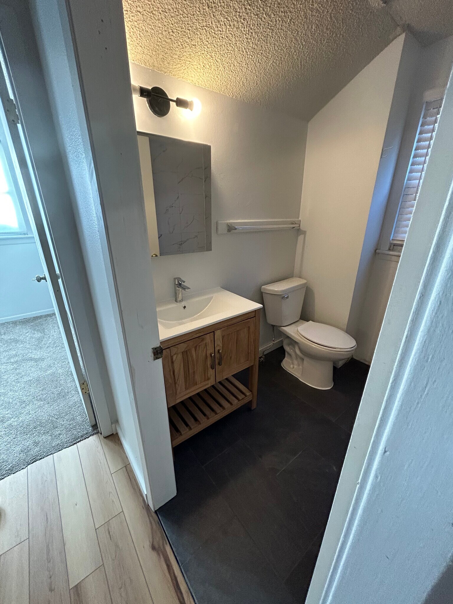 2nd floor bathroom - 670 S Governor St