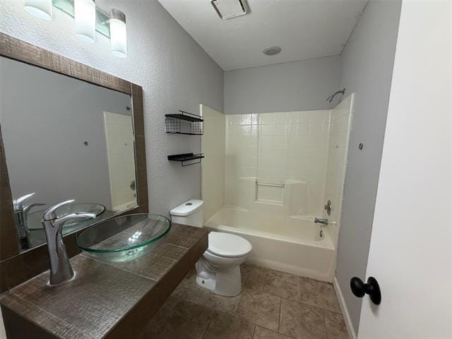 Building Photo - 1208 Brookvalley Dr