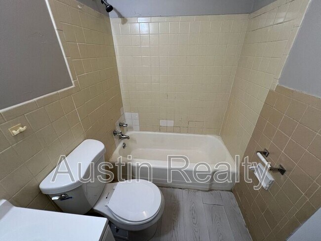 Building Photo - 9111 Olive Blvd