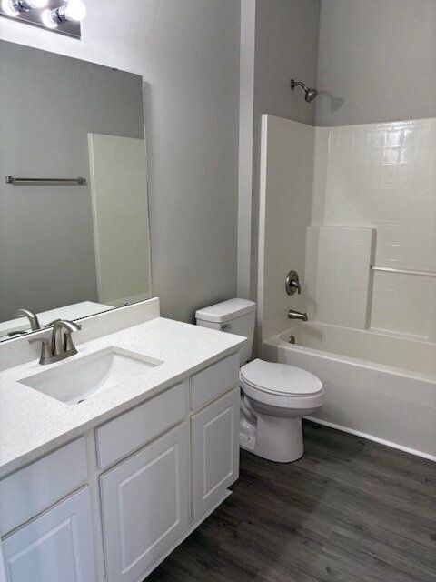 Building Photo - 140 Oak Towne Dr