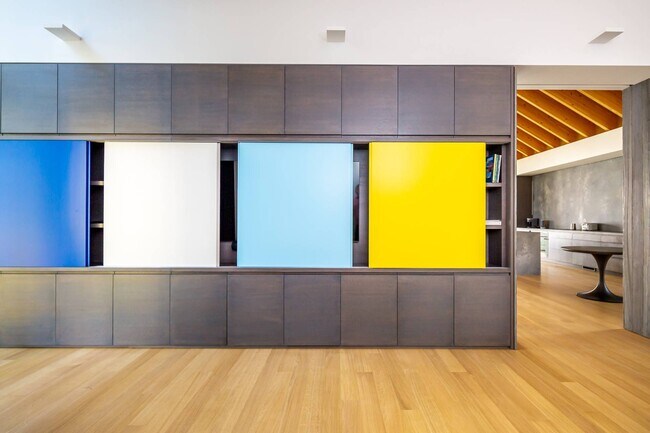 Building Photo - 47L S Ferry Rd