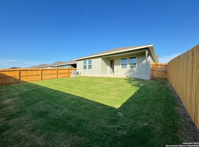 Building Photo - 349 Trent Dr