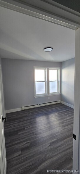 Building Photo - 56 Woolson St