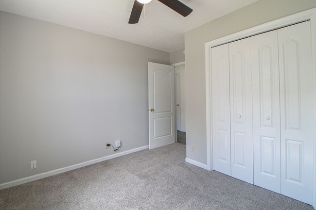 Building Photo - 1325 Meredith Way
